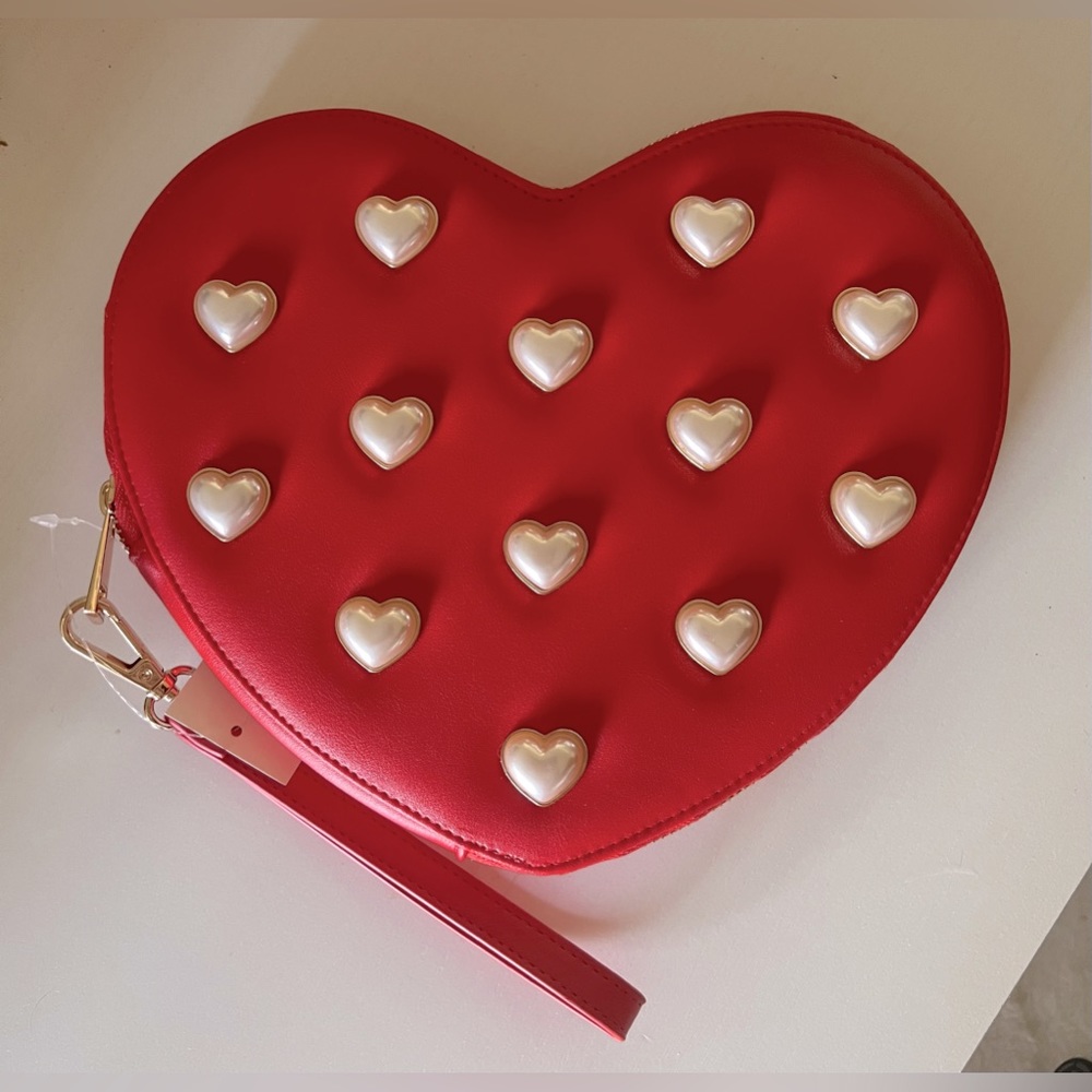 LARGE Red Heart Pearl Accent Clutch Wristlet - NEW